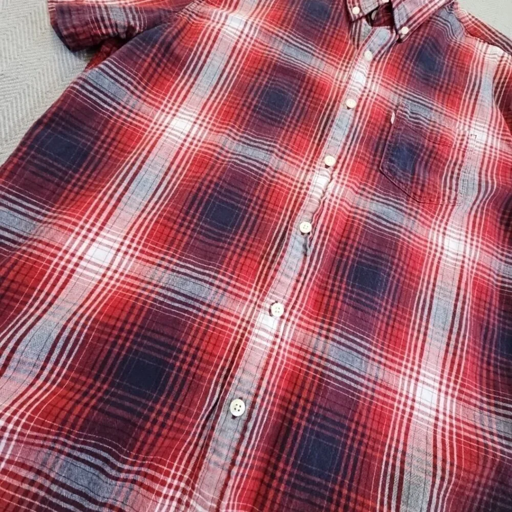 Levi's Shirt Men's XL Red Plaid Modern Fit Button‎ Up Western Short Sleeve EUC